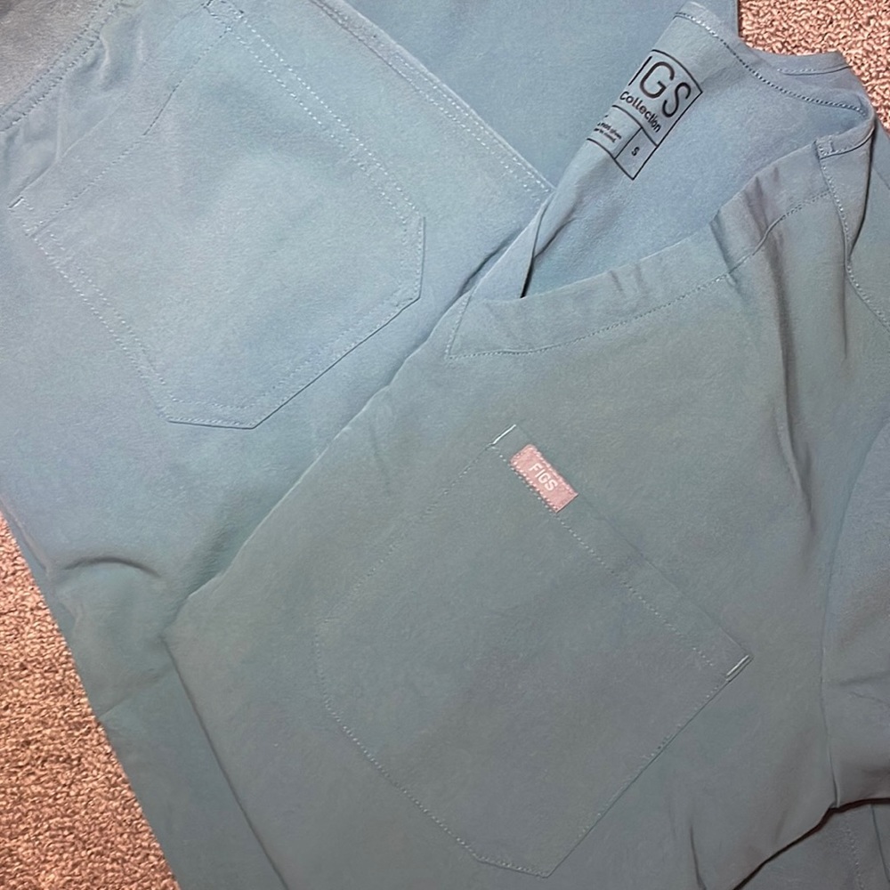 Figs - mint soft green discontinued color